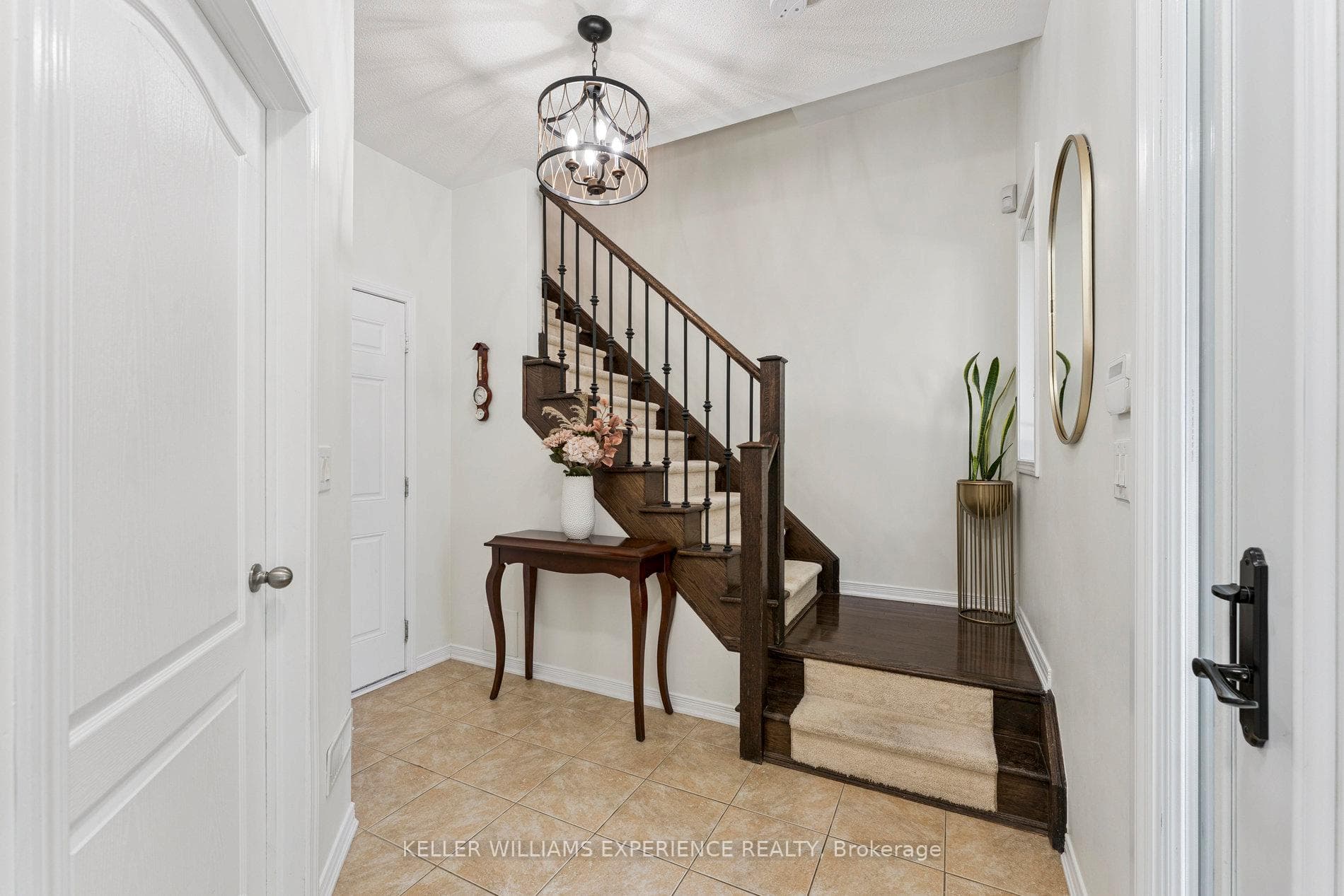 31 Alnwick Avenue - Townhouse photo 9 of 31 in Caledon, Ontario