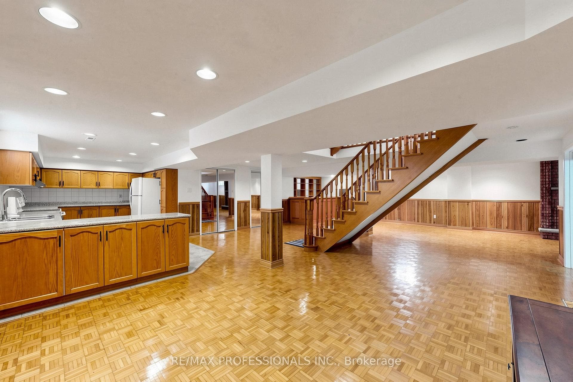 970 Silversmith Drive - Detached photo 41 of 50 in Mississauga, Ontario