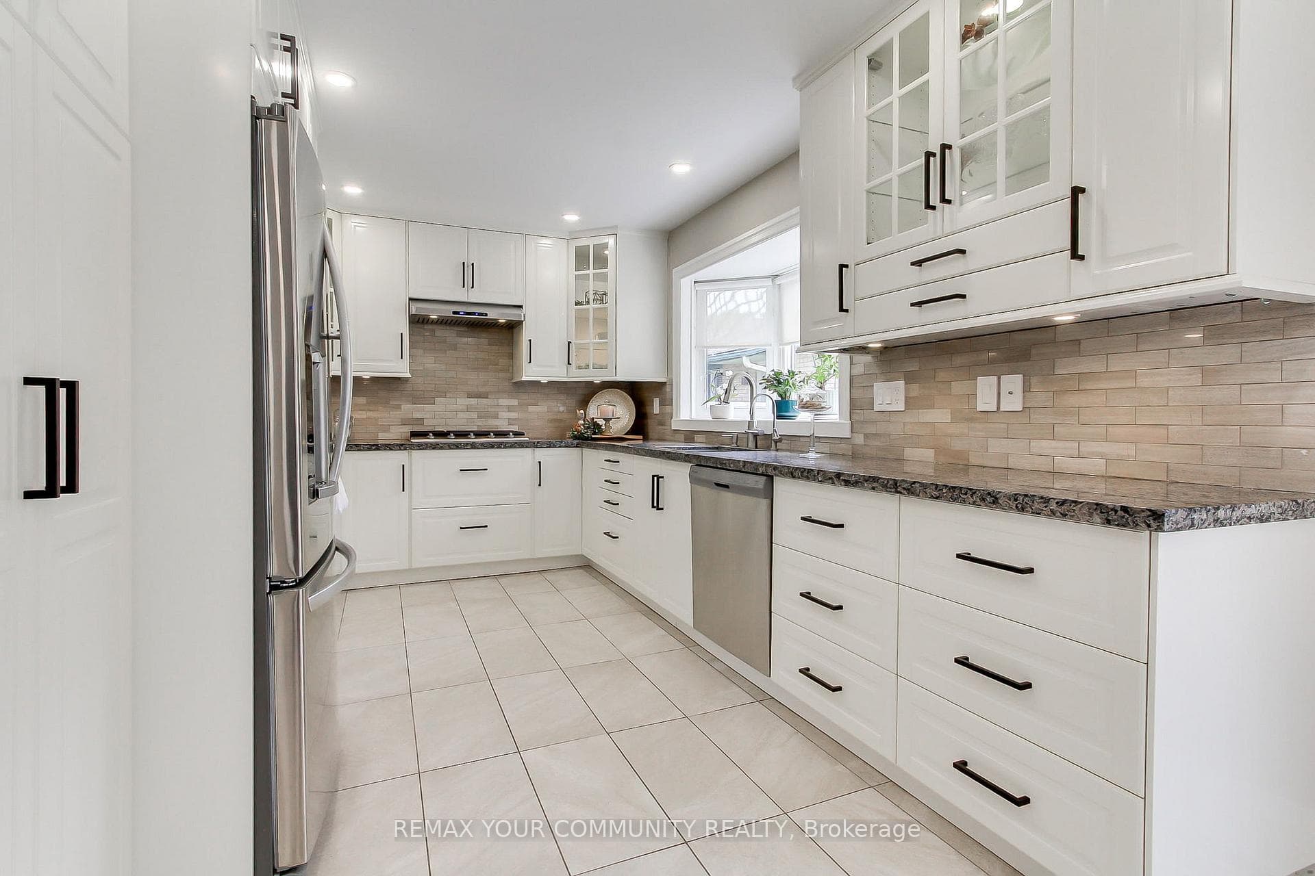 23 Reddington Drive Unit 5 - Condo photo 9 of 50 in Caledon, Ontario