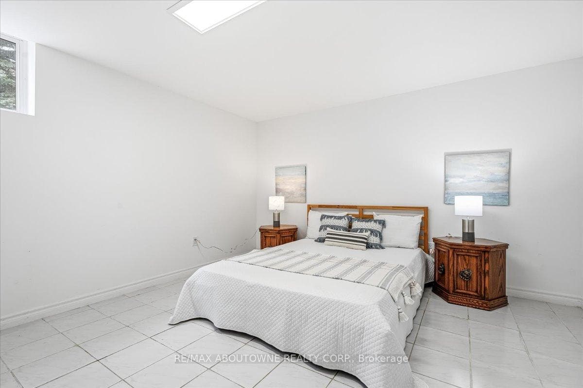 2055 Blacksmith Lane - Detached photo 40 of 49 in Oakville, Ontario
