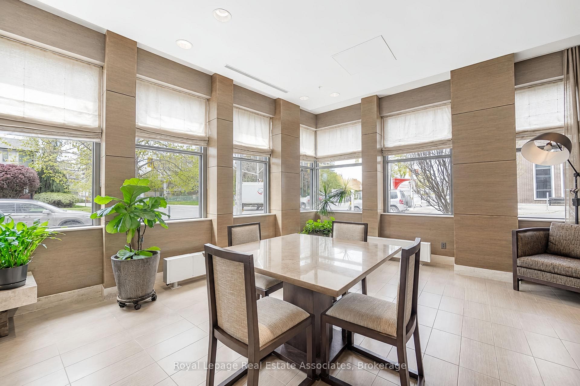 1 Hurontario Street Unit 308 - Condo photo 35 of 35 in Mississauga, Ontario