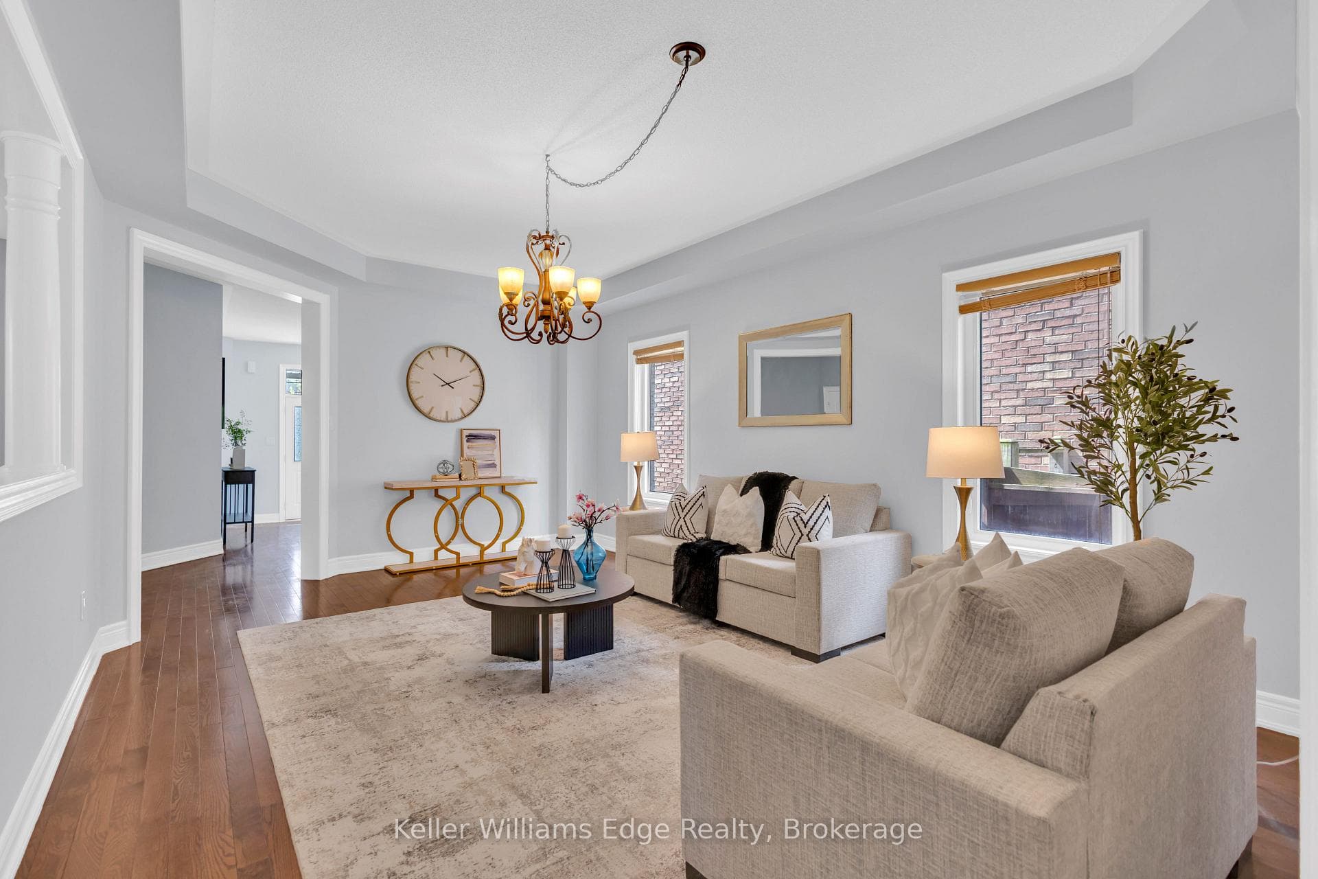 2241 Adirondak Trail - Detached photo 4 of 50 in Oakville, Ontario