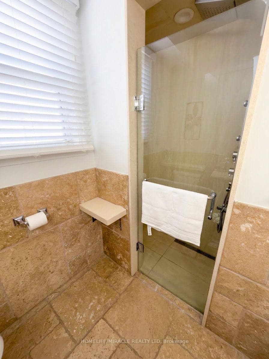 2440 Bromsgrove Road Unit 64 - Condo photo 23 of 40 in Mississauga, Ontario