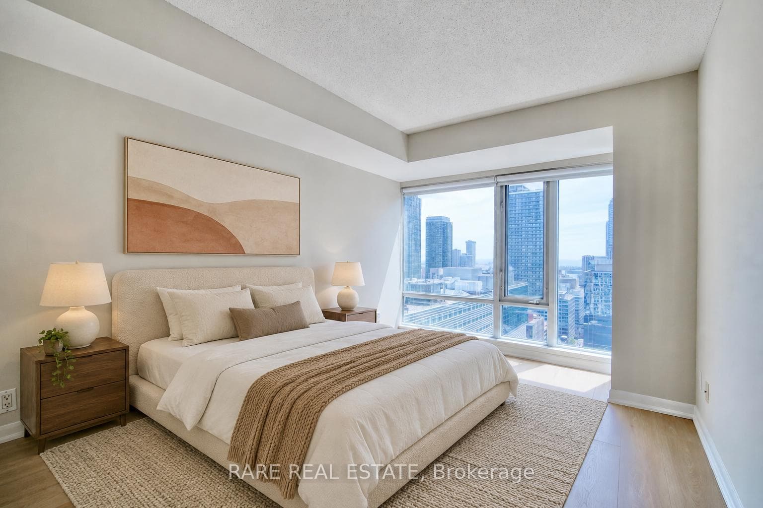 210 Victoria Street Unit 3007 - Condo photo 4 of 14 in Regent Park / Cabbagetown / St. James Town, Ontario
