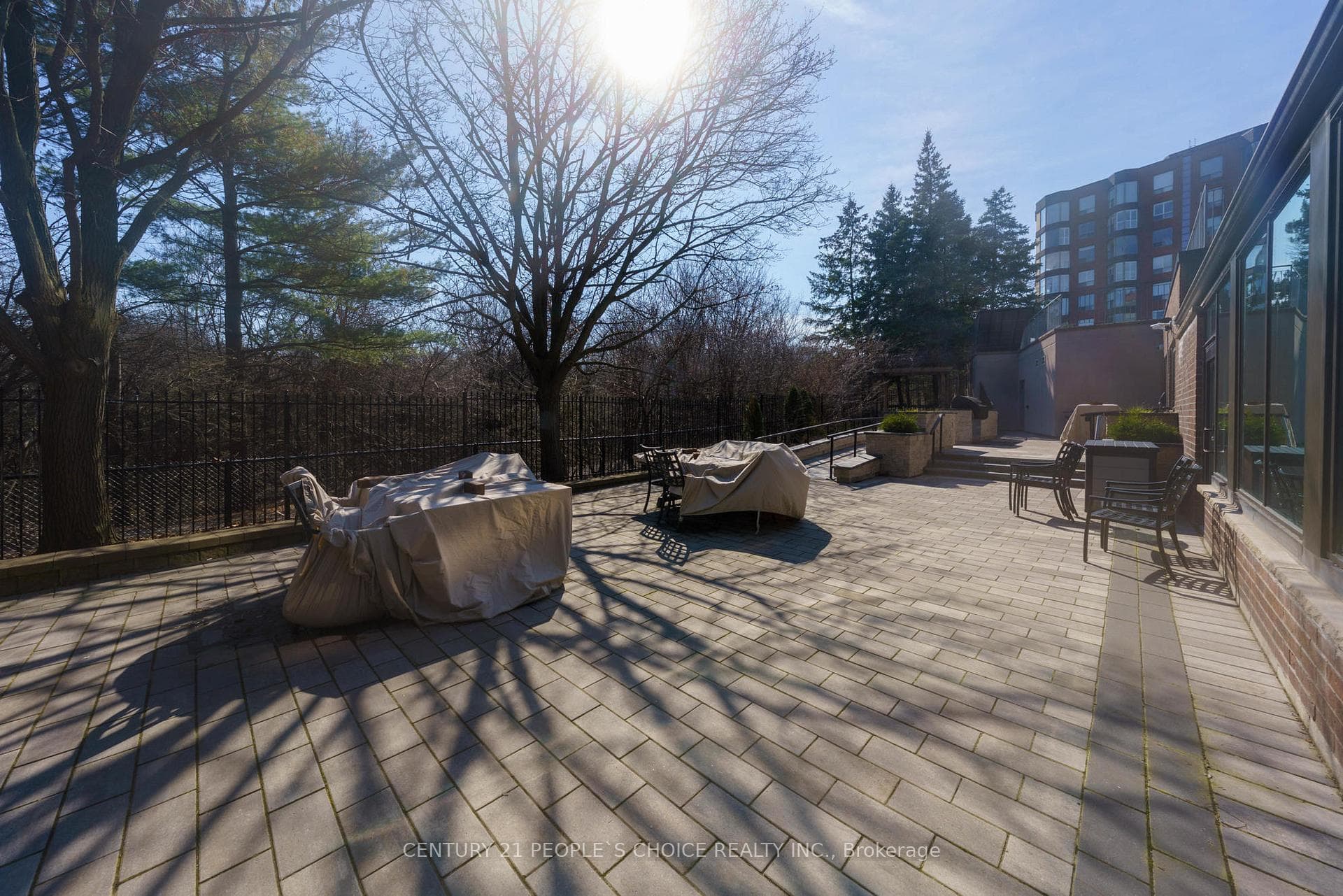 1905 Pilgrims Way Unit 506 - Condo photo 40 of 46 in Oakville, Ontario