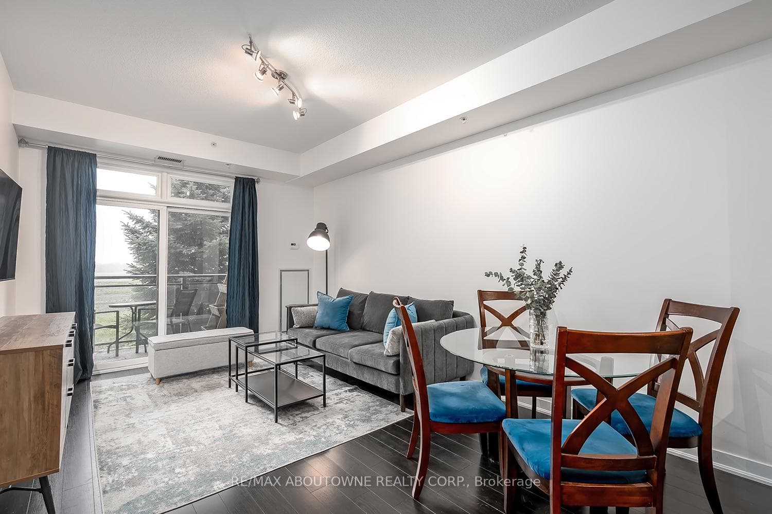 5010 Corporate Drive Unit 116 - Condo photo 7 of 29 in Burlington, Ontario