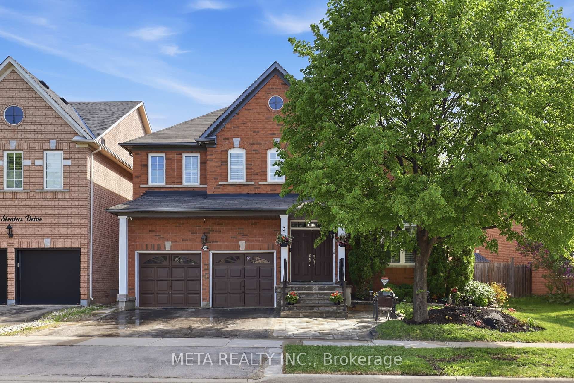 2299 Stratus Drive - Detached photo 2 of 42 in Oakville, Ontario