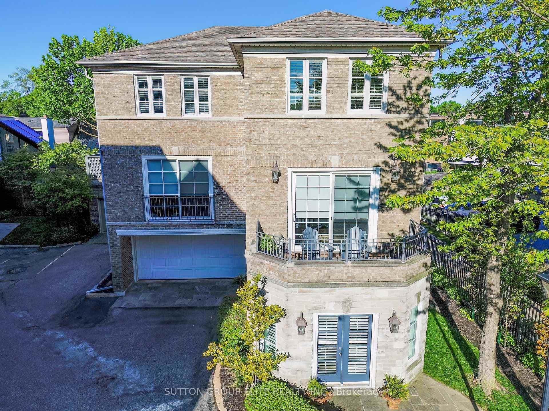 16 Nautical Lane - Condo photo 2 of 50 in Liberty Village / Parkdale / South Parkdale, Ontario