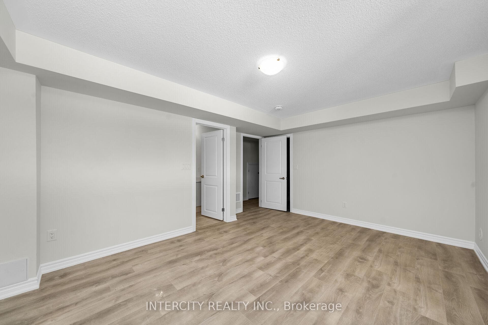 13 Vibrant Way Unit 37F - Condo photo 12 of 17 in Caledon, Ontario