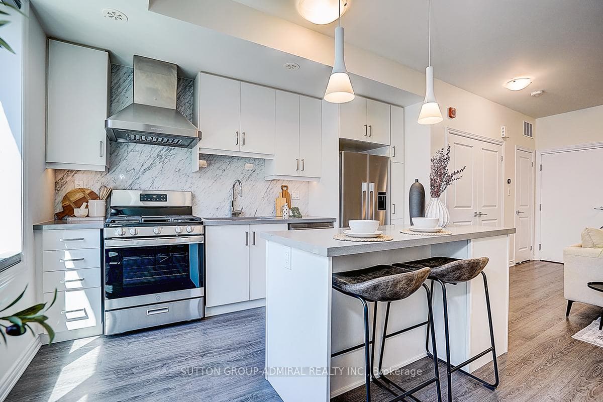 85 Eastwood Park Gardens Unit 18 - Condo photo 10 of 33 in Liberty Village / Parkdale / South Parkdale, Ontario