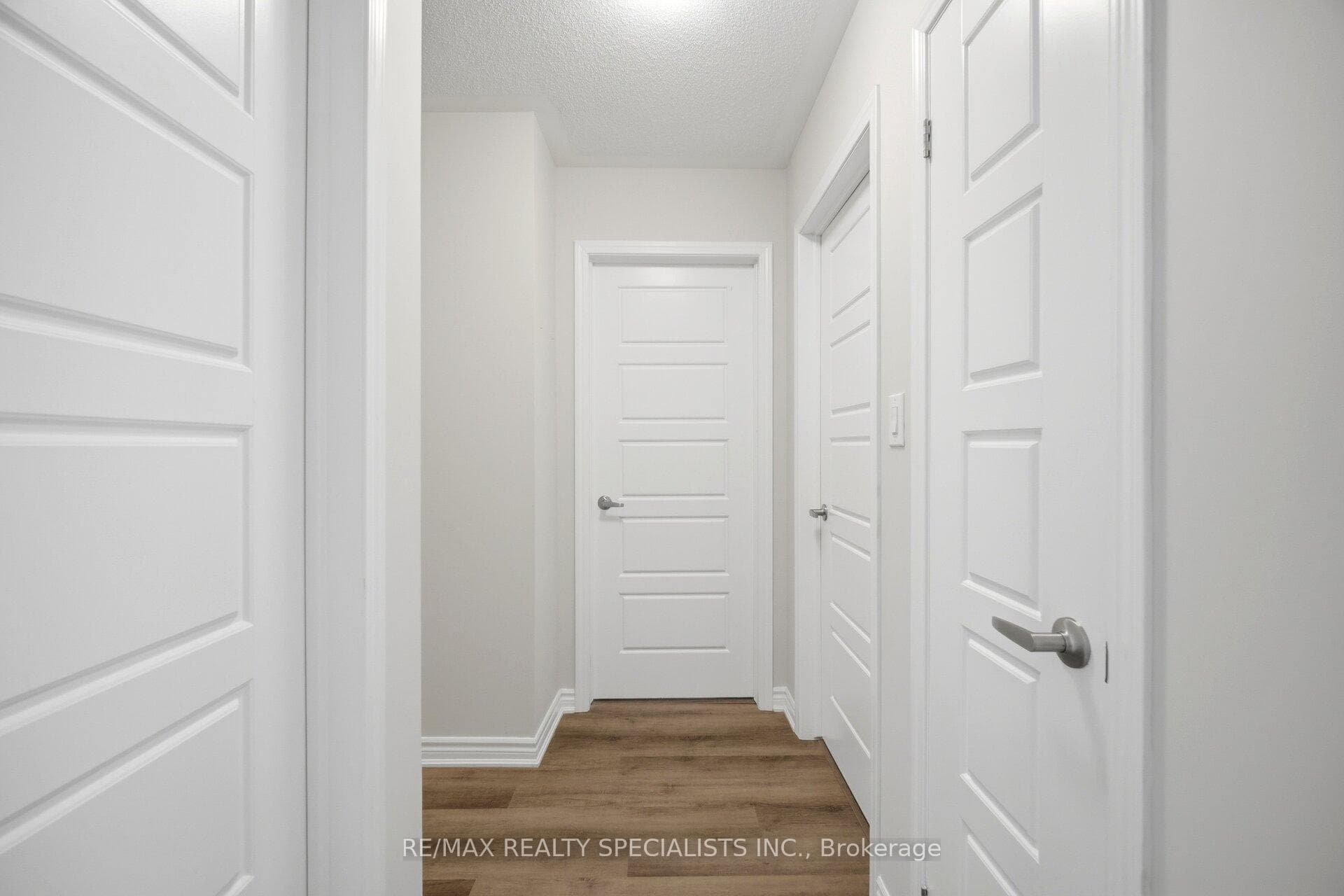 510 Bellflower Court - Townhouse photo 19 of 41 in Milton, Ontario