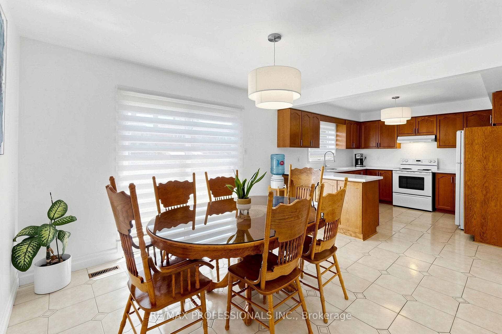 970 Silversmith Drive - Detached photo 14 of 50 in Mississauga, Ontario
