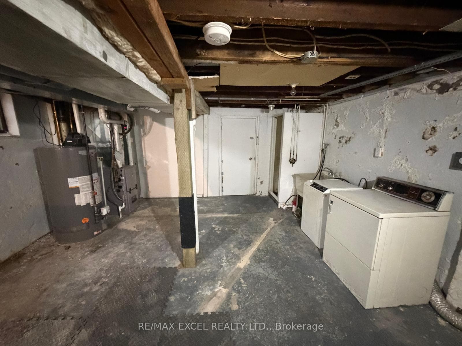 515 Warden Avenue Unit Main Flr & Bsmt, Unit A - Detached photo 9 of 17 in Birch Cliff / Cliffside, Ontario