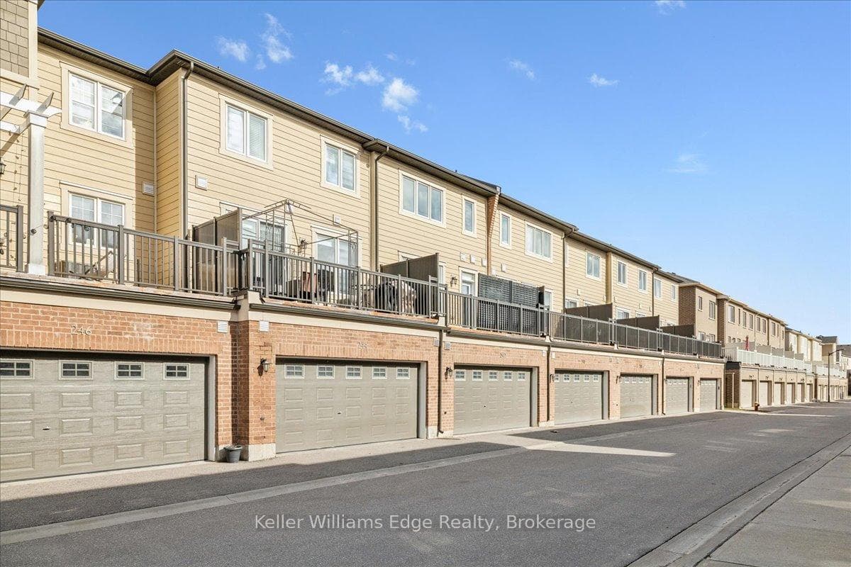 244 Harold Dent Trail - Townhouse photo 39 of 40 in Oakville, Ontario