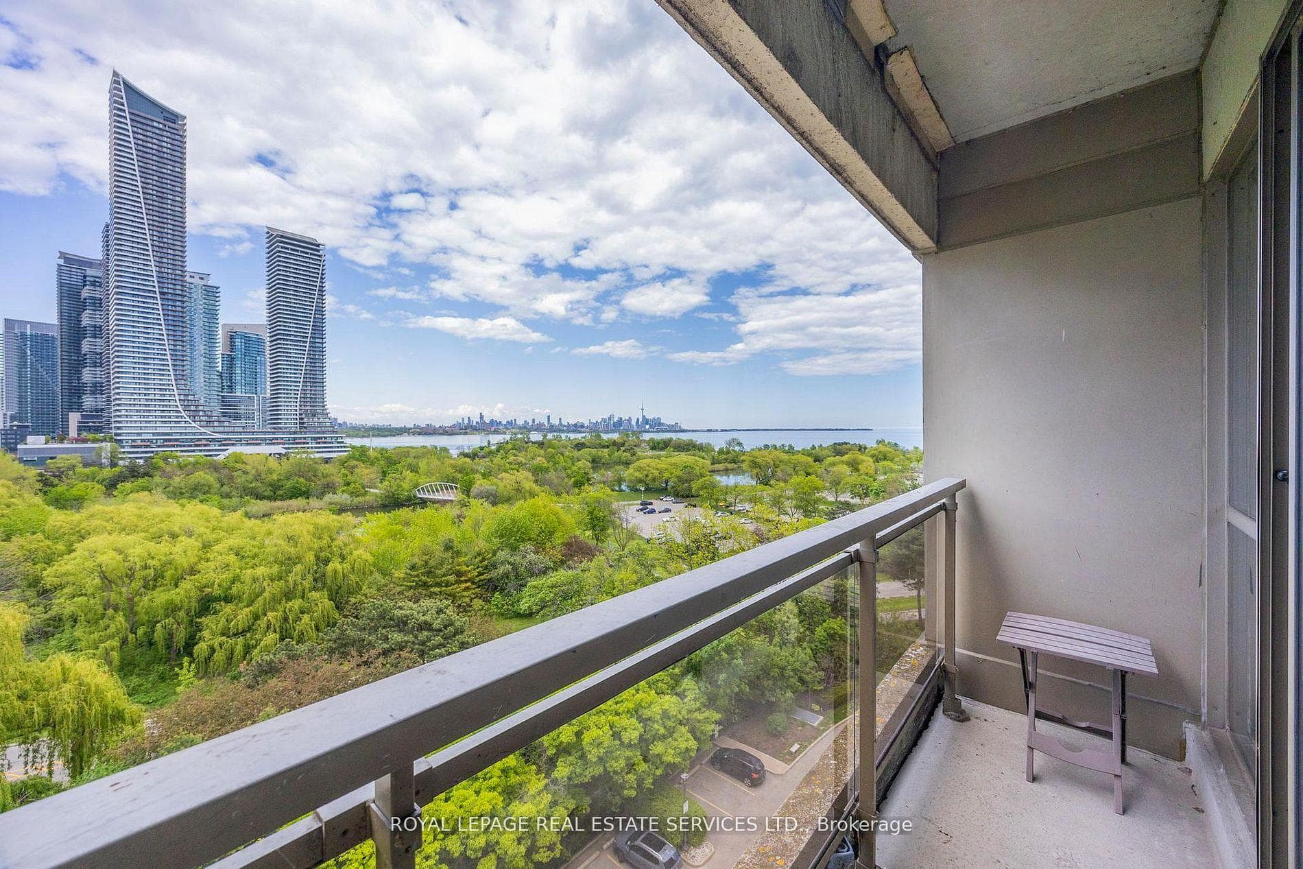 2261 Lake shore Boulevard Unit 1010 - home for sale in Liberty Village / Parkdale, Ontario