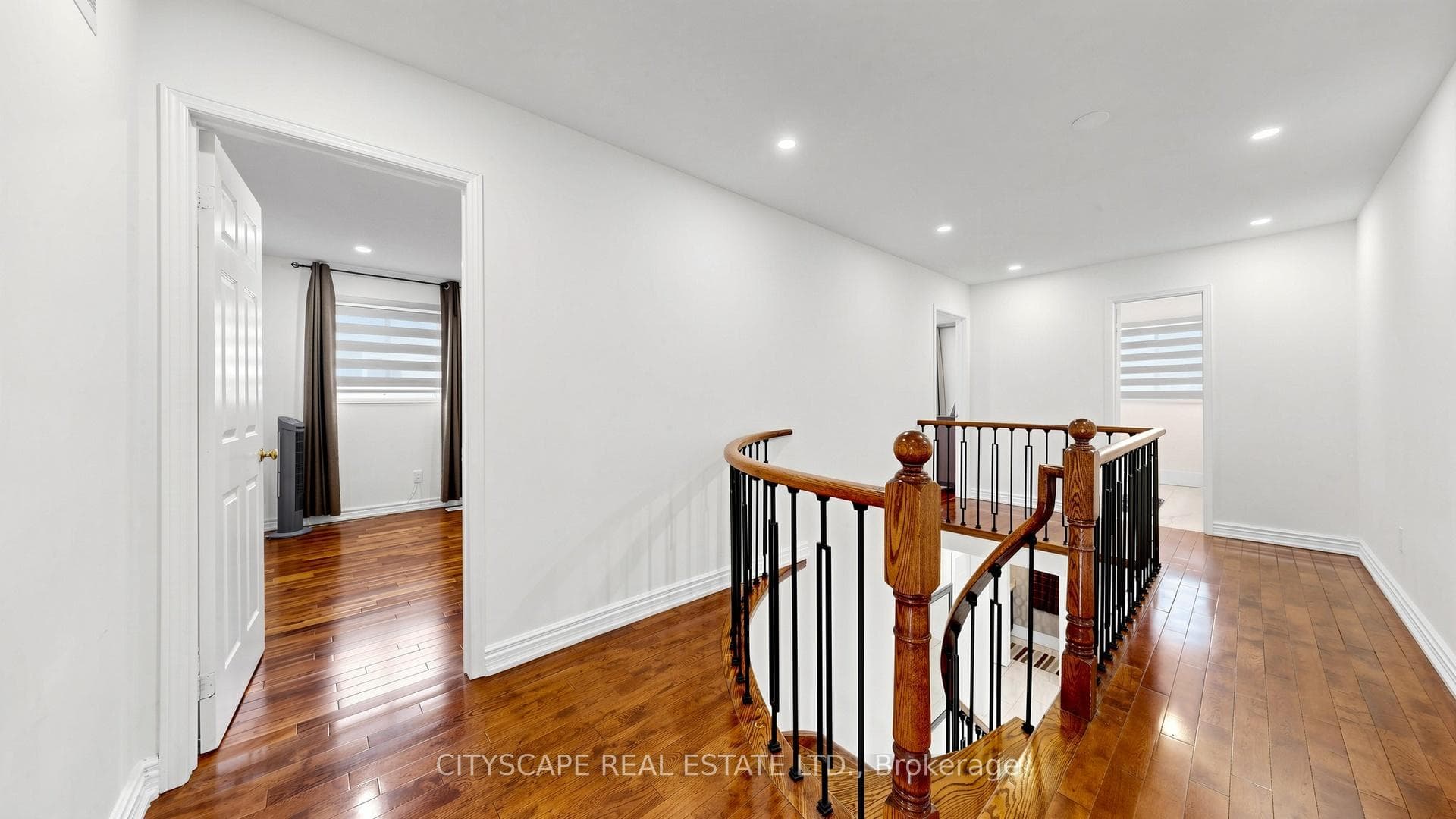 5534 River Grove Avenue - Detached photo 26 of 36 in Mississauga, Ontario