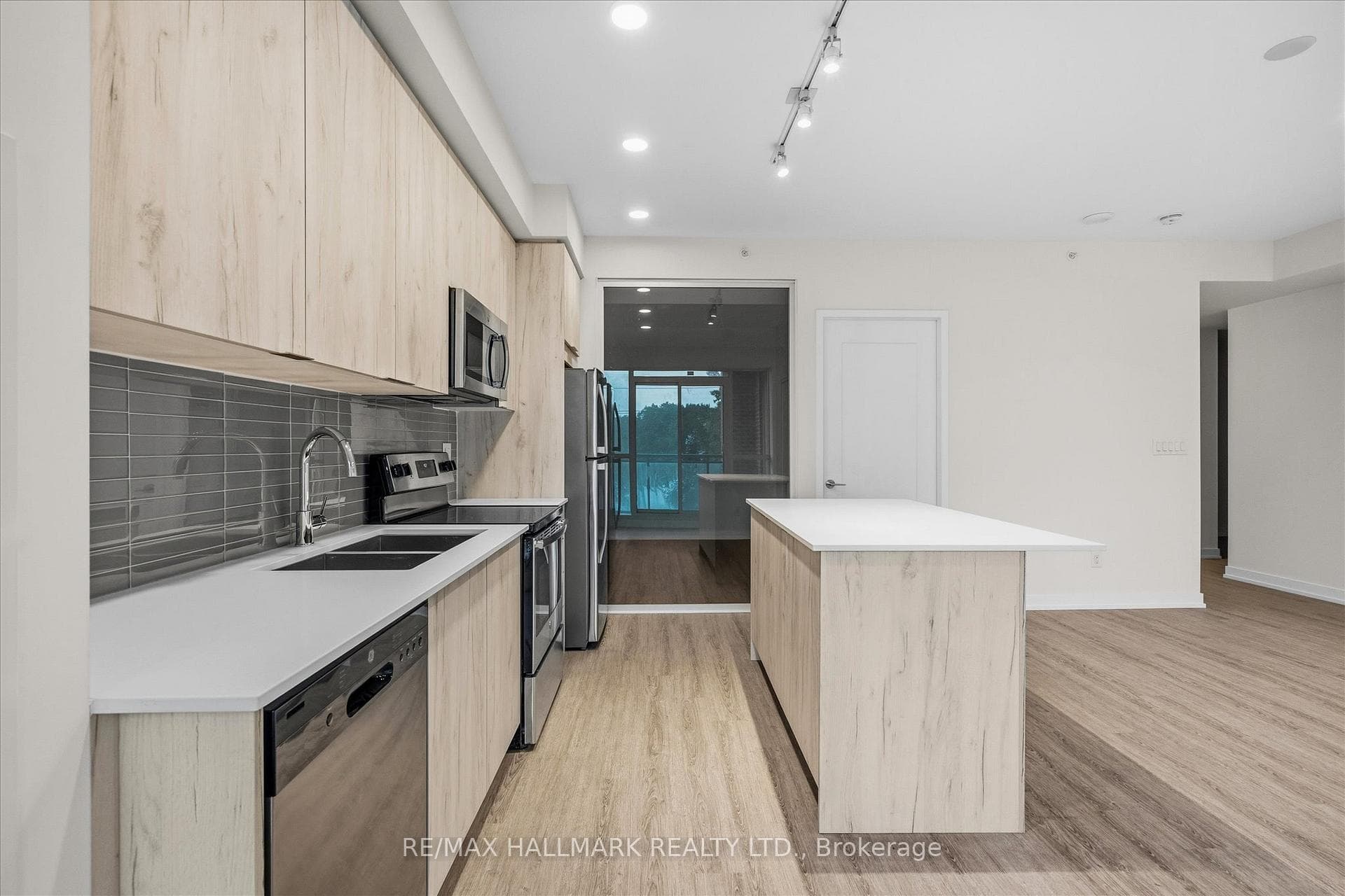 1350 Kingston Road Unit 310 - Condo photo 16 of 30 in Birch Cliff / Cliffside, Ontario