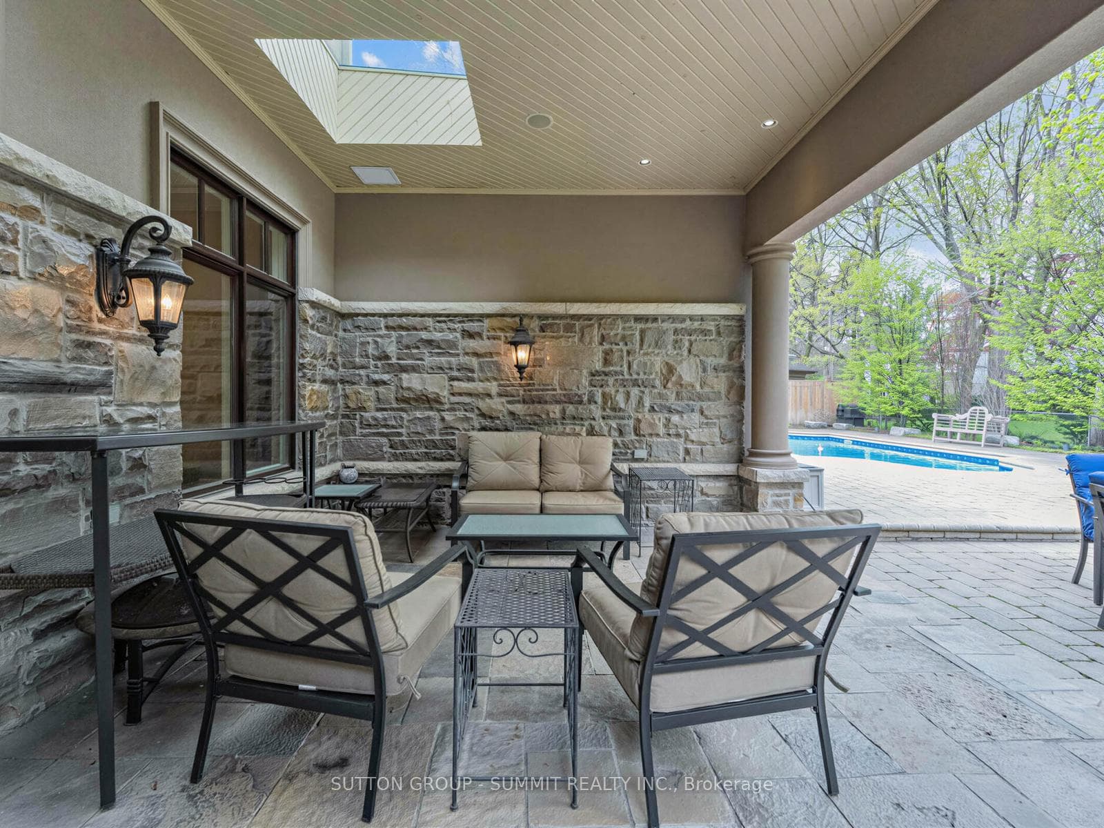 217 Eastcourt Road - Detached photo 40 of 47 in Oakville, Ontario