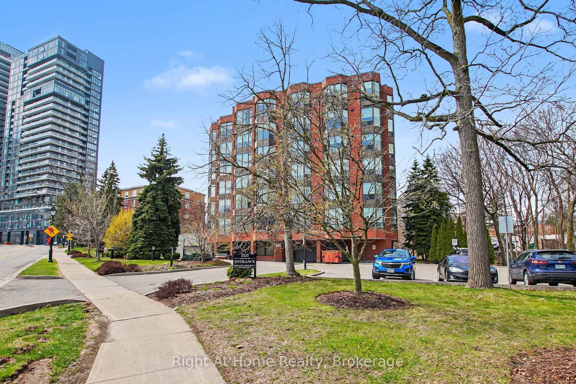 2121 Lakeshore Road Unit 405 - Condo for sale in Aldershot, Ontario