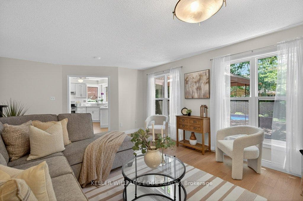 2084 William O'Connell Boulevard - Detached photo 15 of 45 in Burlington, Ontario