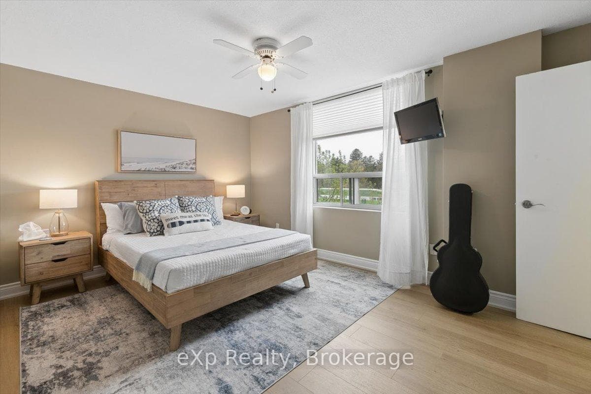 39 Stavebank Road Unit 403 - Condo photo 15 of 33 in Mississauga, Ontario