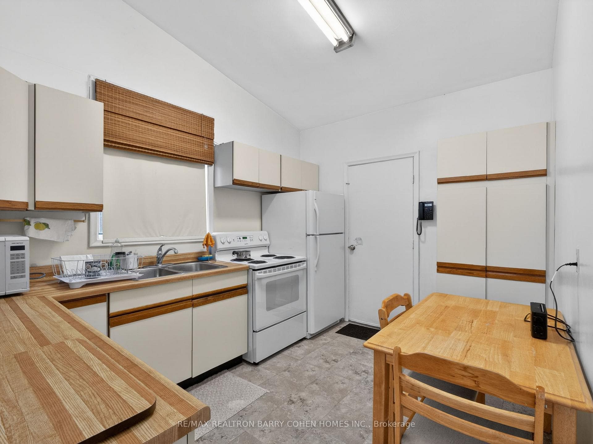 4 Malabar Place - Detached photo 7 of 19 in Don Mills / Parkwoods / Victoria Village, Ontario