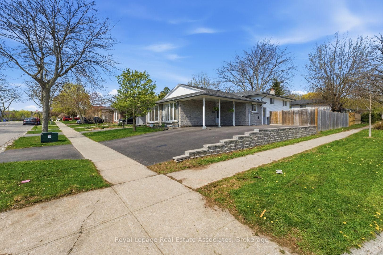 2362 Greenbank Trail - Semi-Detached photo 50 of 50 in Burlington, Ontario