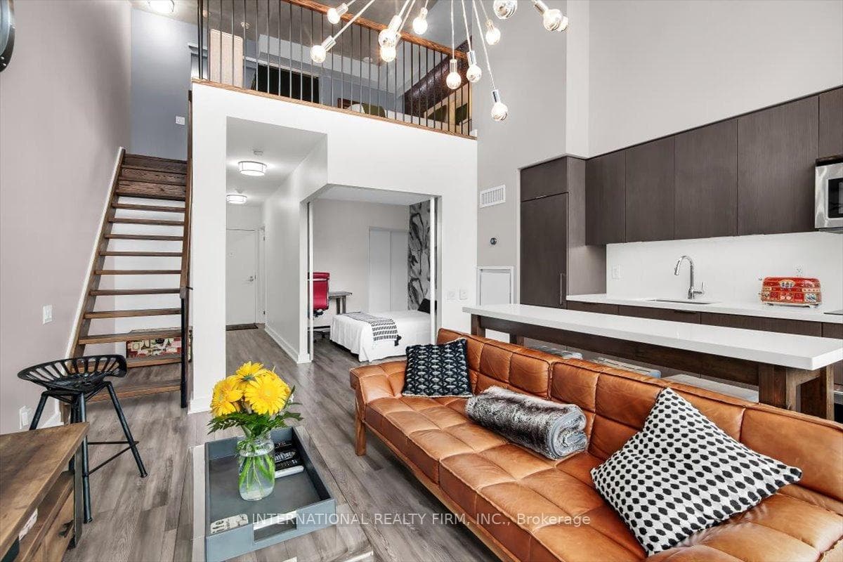 5 Hanna Avenue Unit 318 - condo for sale in Downtown Toronto / Waterfront