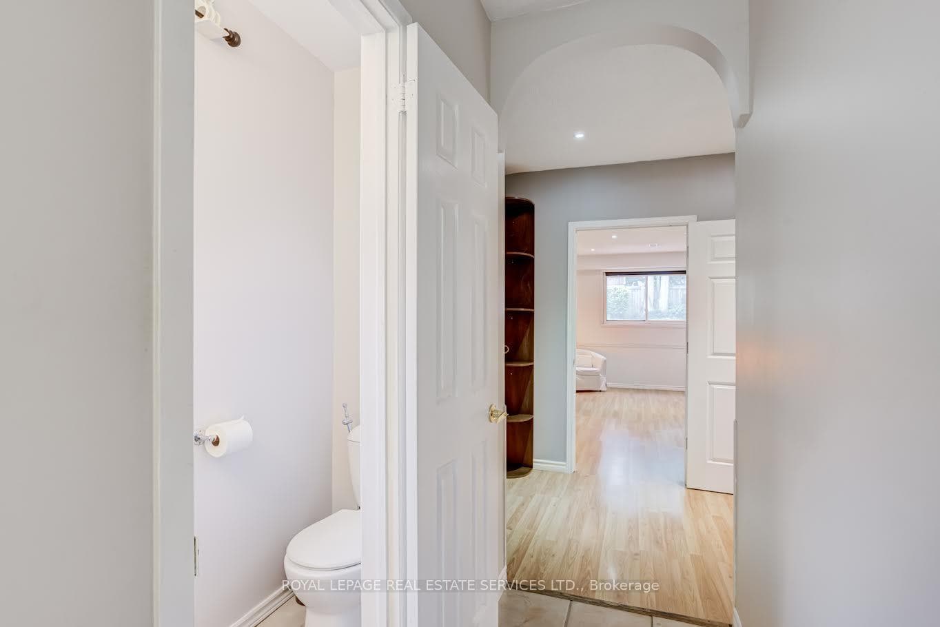 195 Cullum Court - Semi-Detached photo 30 of 43 in Burlington, Ontario