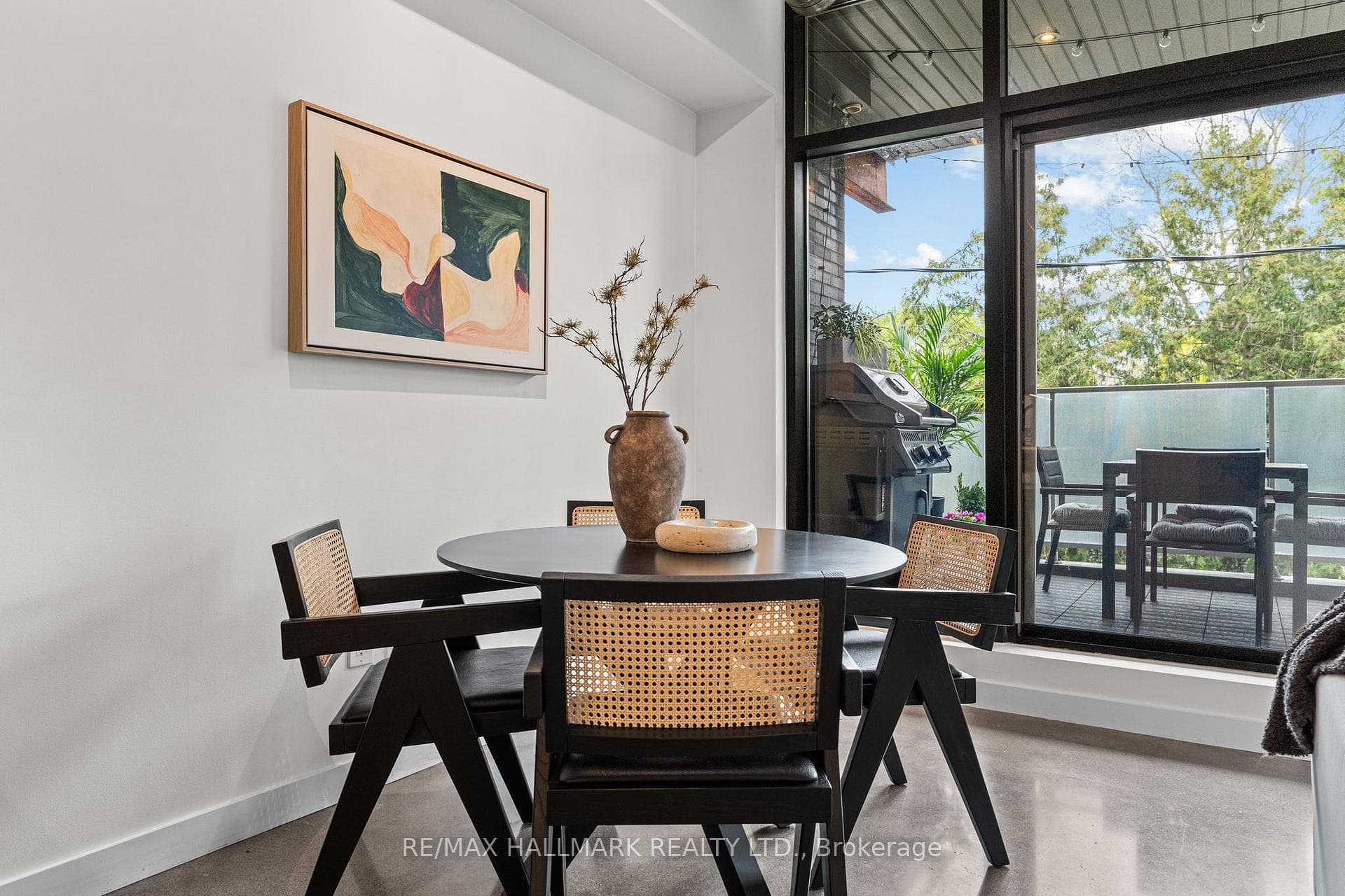 747 Queen Street Unit 202 - Condo photo 7 of 24 in Riverdale / Leslieville, Ontario