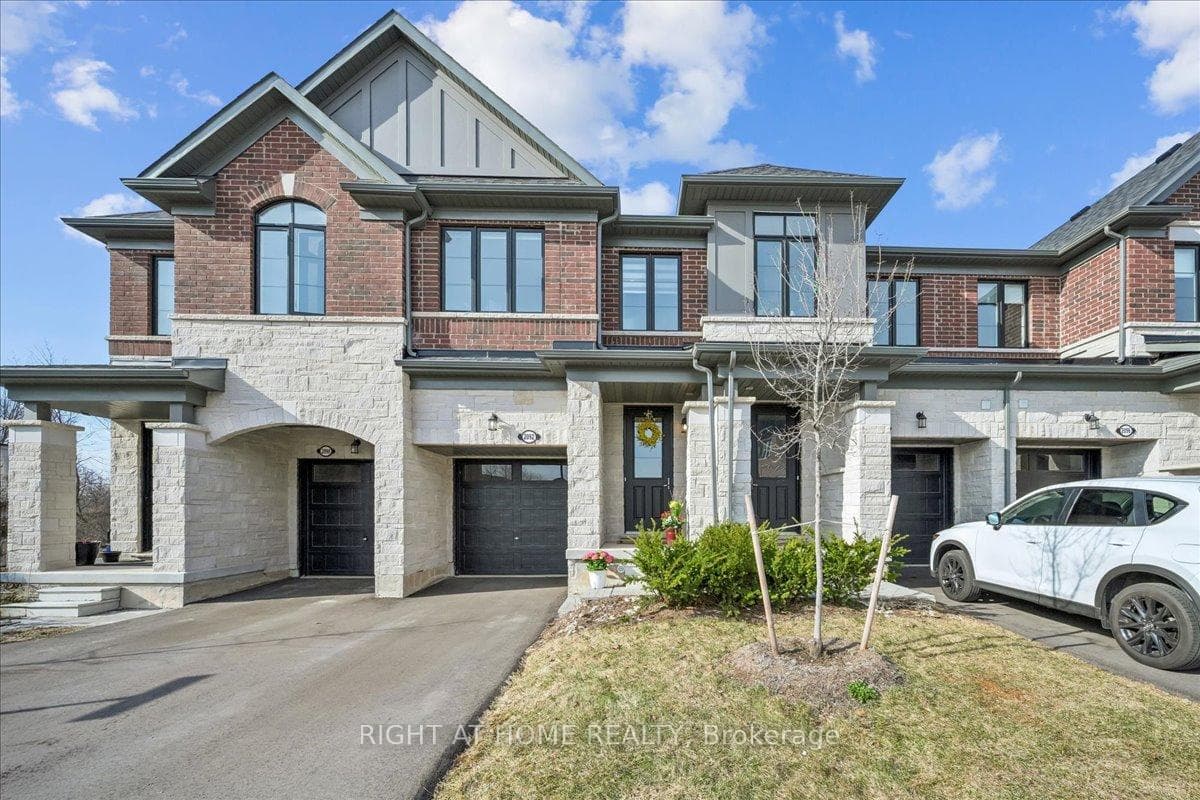 2092 Ellerston Common - Townhouse for sale in Aldershot, Ontario