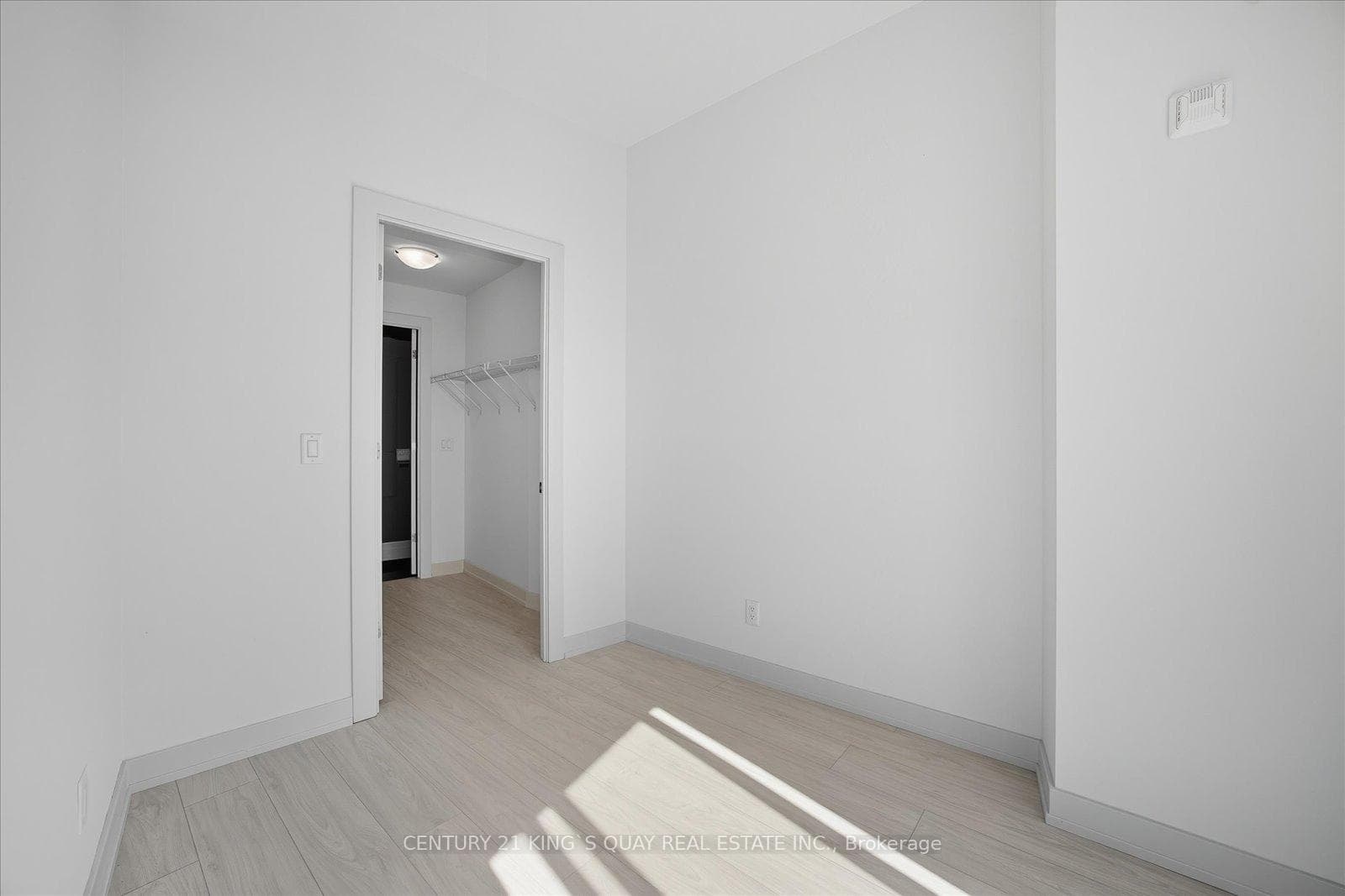 90 Glen Everest Road Unit 1008 - Condo photo 24 of 50 in Birch Cliff / Cliffside, Ontario