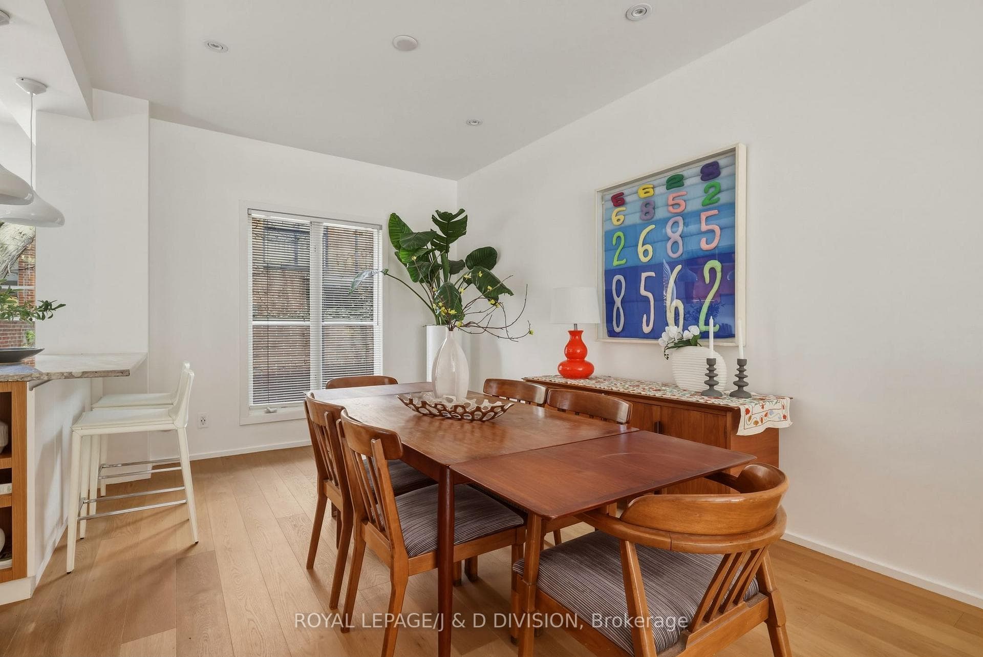 11C Tranby Avenue - Condo photo 9 of 33 in Annex / Yorkville / Summerhill, Ontario