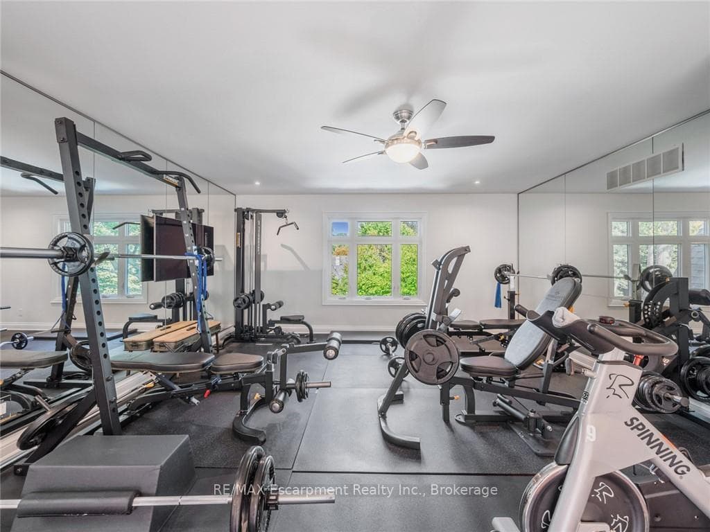 3087 Lakeshore Road - Detached photo 32 of 50 in Burlington, Ontario