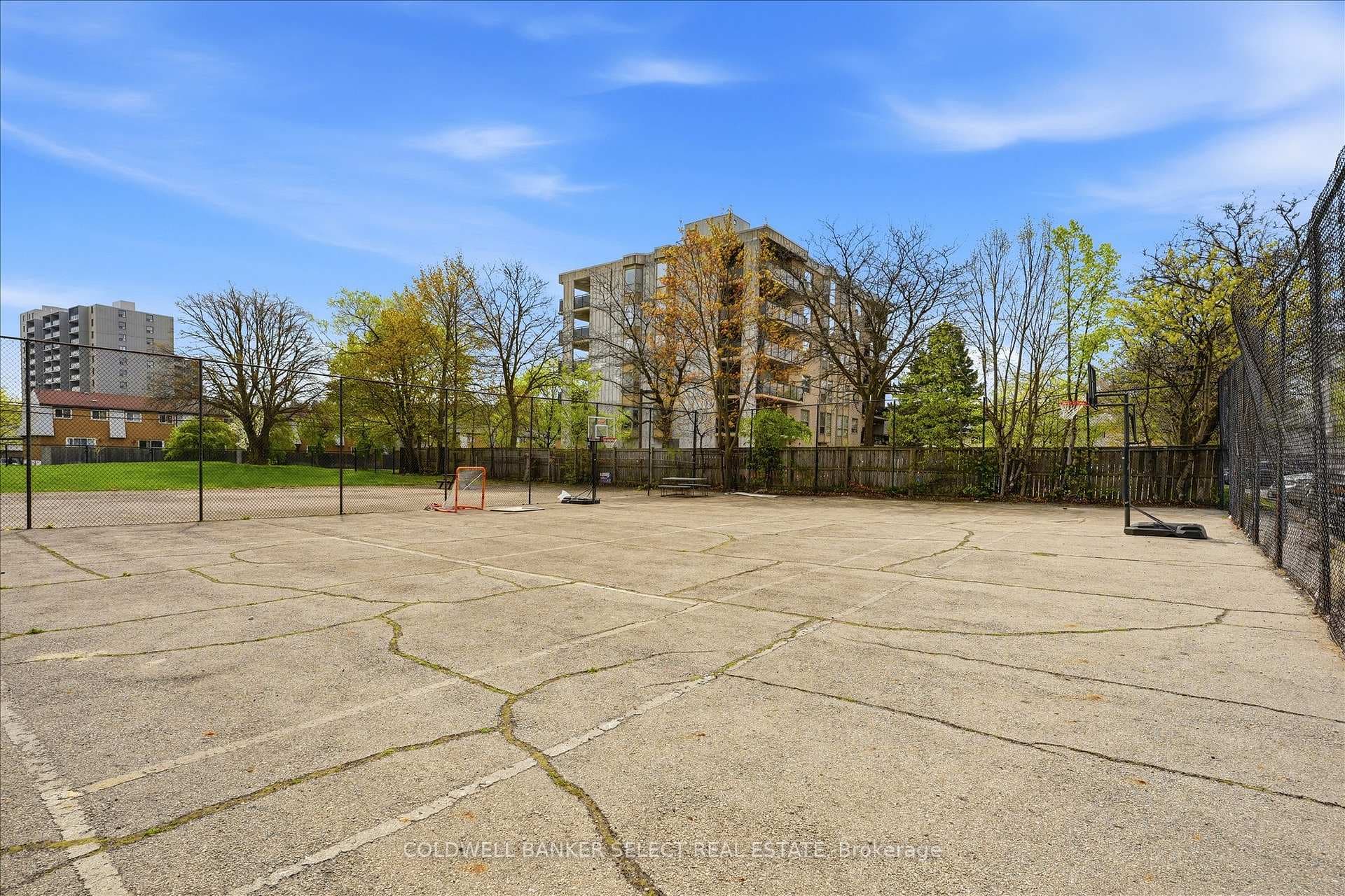 15 ALBRIGHT Road Unit 22 - Condo photo 24 of 27 in Hamilton, Ontario