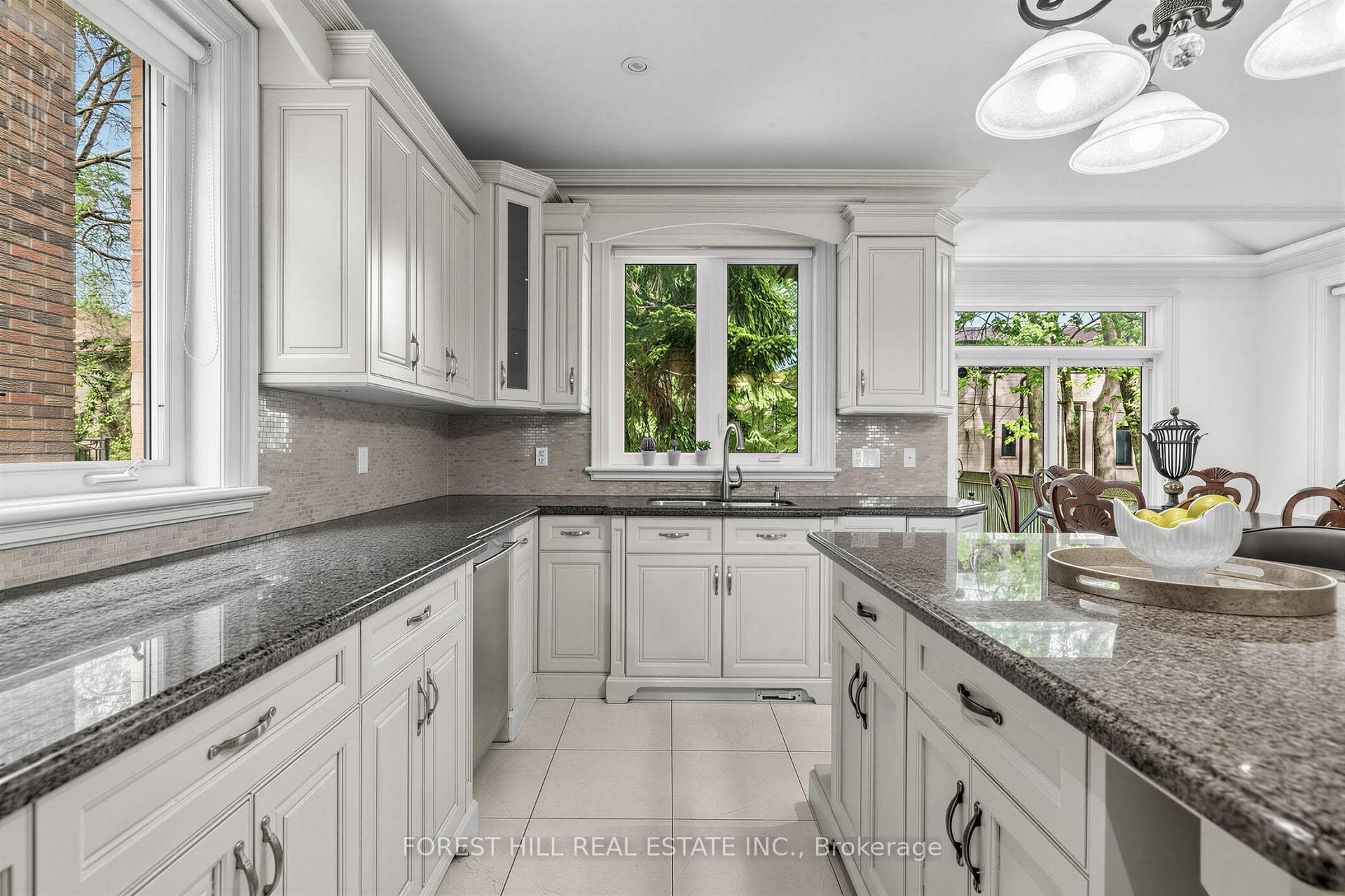 131 Estelle Avenue - Detached photo 23 of 40 in Willowdale / Newtonbrook, Ontario