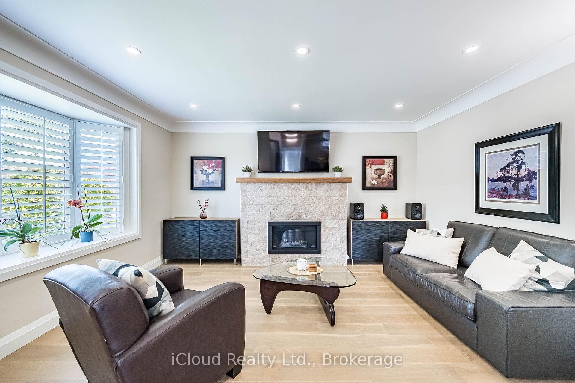 1195 Stanley Drive - Detached photo 7 of 50 in Burlington, Ontario