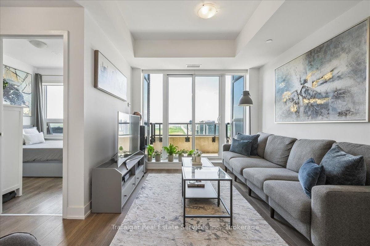 297 Oak Walk Drive Unit 1807 - Condo photo 15 of 35 in Oakville, Ontario