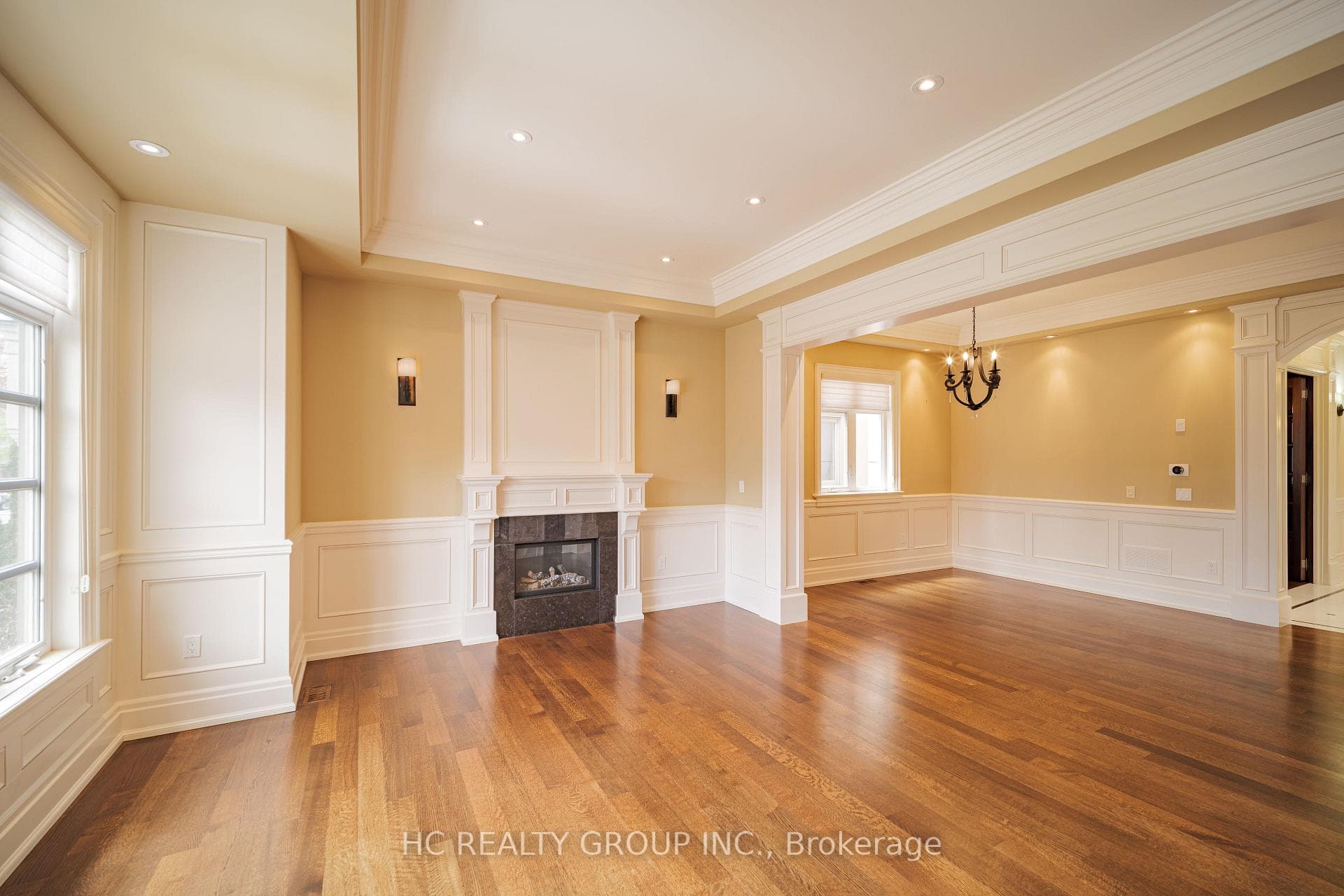 218A Holmes Avenue - Detached photo 5 of 50 in Willowdale / Newtonbrook, Ontario