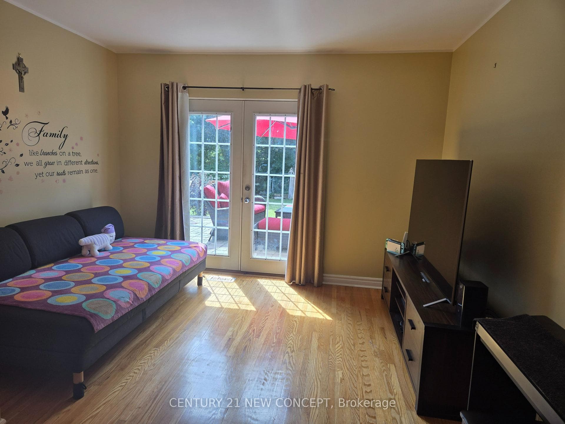 412 Melores Drive - Semi-Detached photo 18 of 26 in Burlington, Ontario