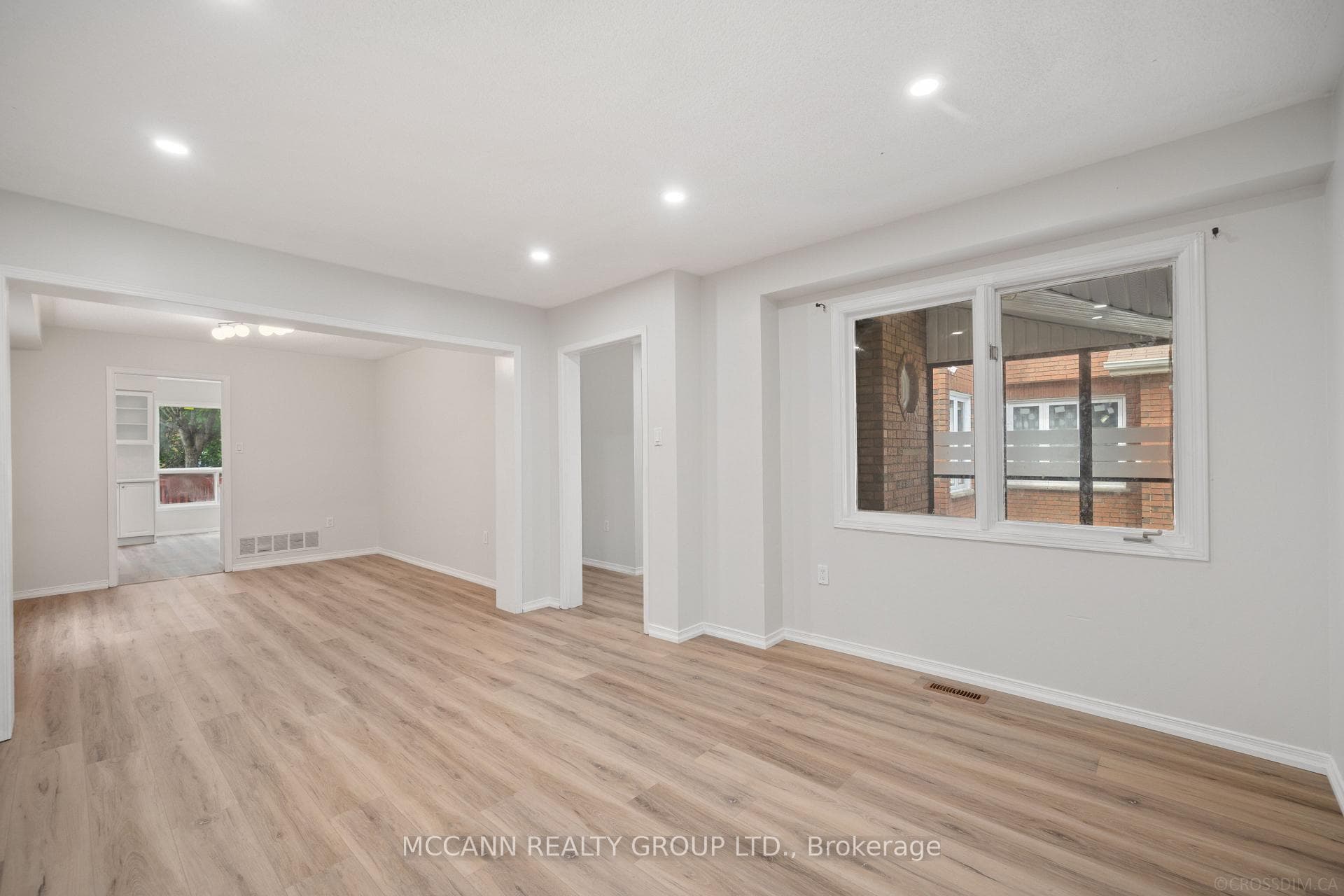 89 Creditstone Road - Detached photo 10 of 48 in Brampton, Ontario