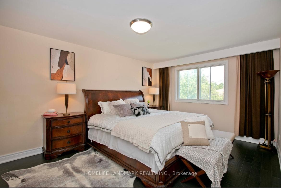 157 Pleasant View Drive - Detached photo 12 of 23 in Hillcrest Village / Bayview Village, Ontario