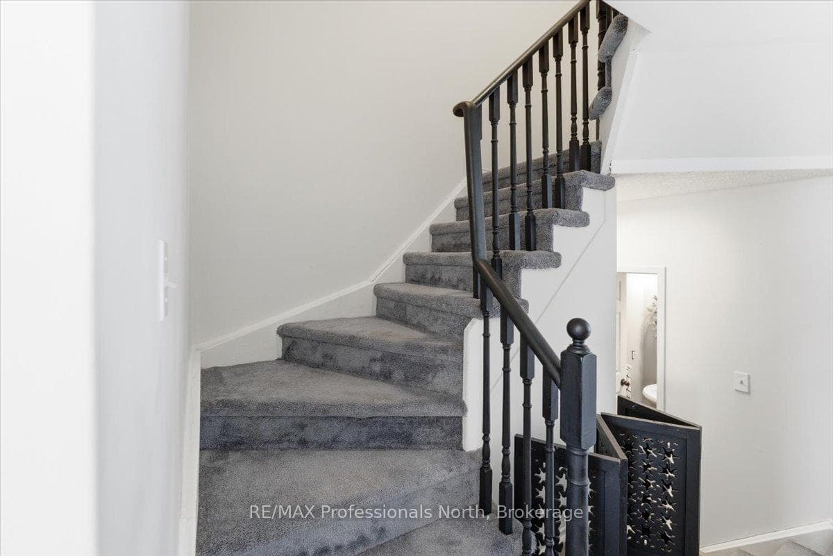 98 Roxton Road - Semi-Detached photo 14 of 28 in Oakville, Ontario