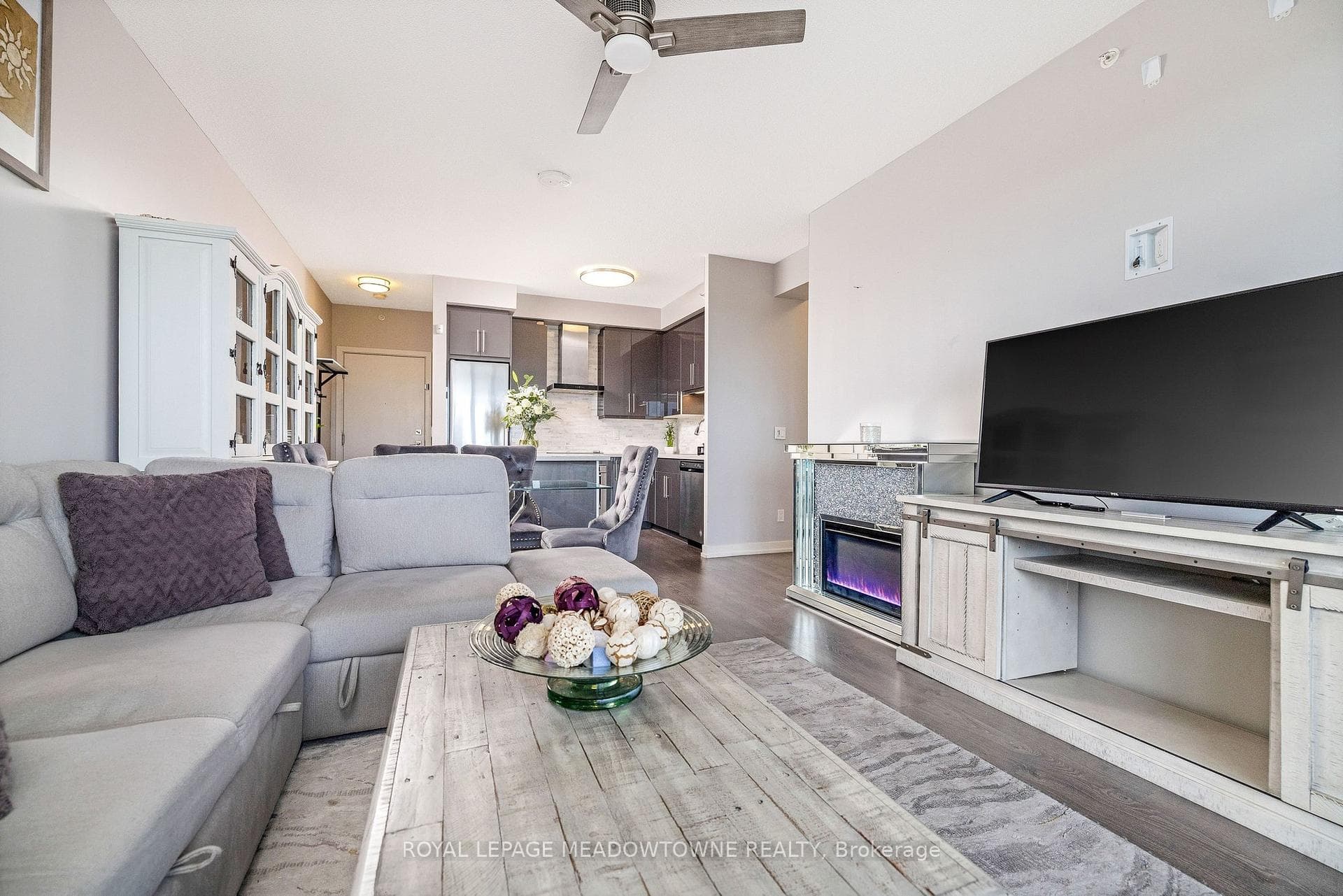 2093 Fairview Street Unit 1902 - Condo photo 13 of 30 in Burlington, Ontario