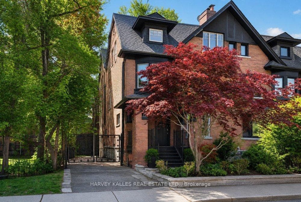 89 Bernard Avenue - home for sale in Annex / Yorkville / Summerhill, Ontario
