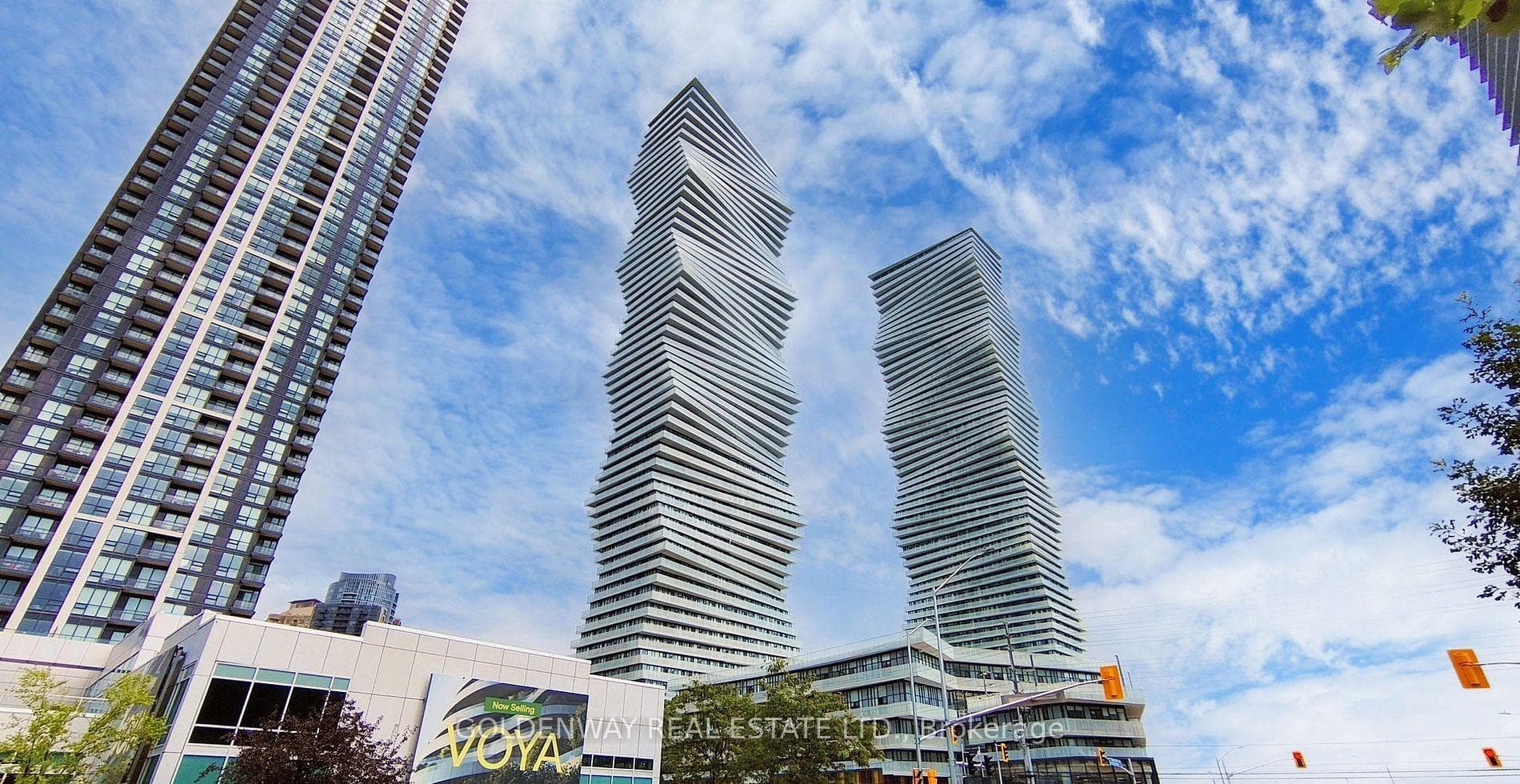 3900 Confederation Parkway Unit 2503 - home for sale in Mississauga, Ontario