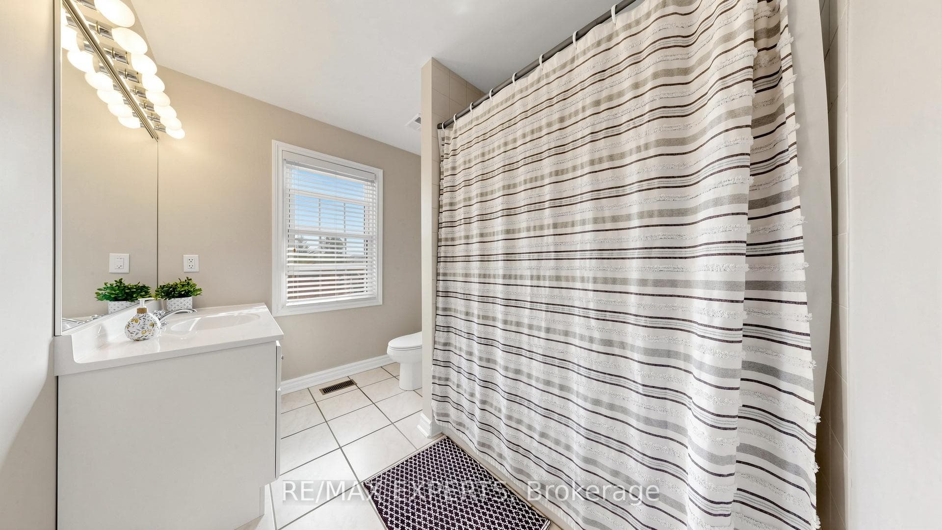 7 Warbrick Lane - Condo photo 24 of 45 in Caledon, Ontario