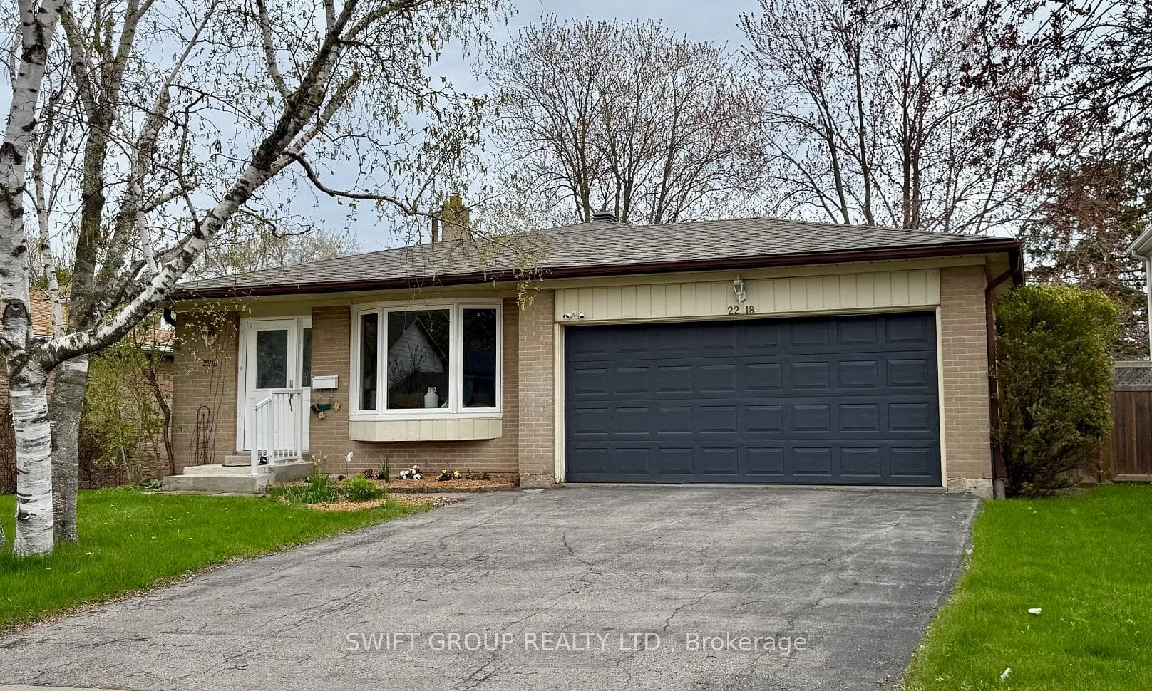 2218 Buttonbush Crescent - home for sale in Mississauga, Ontario