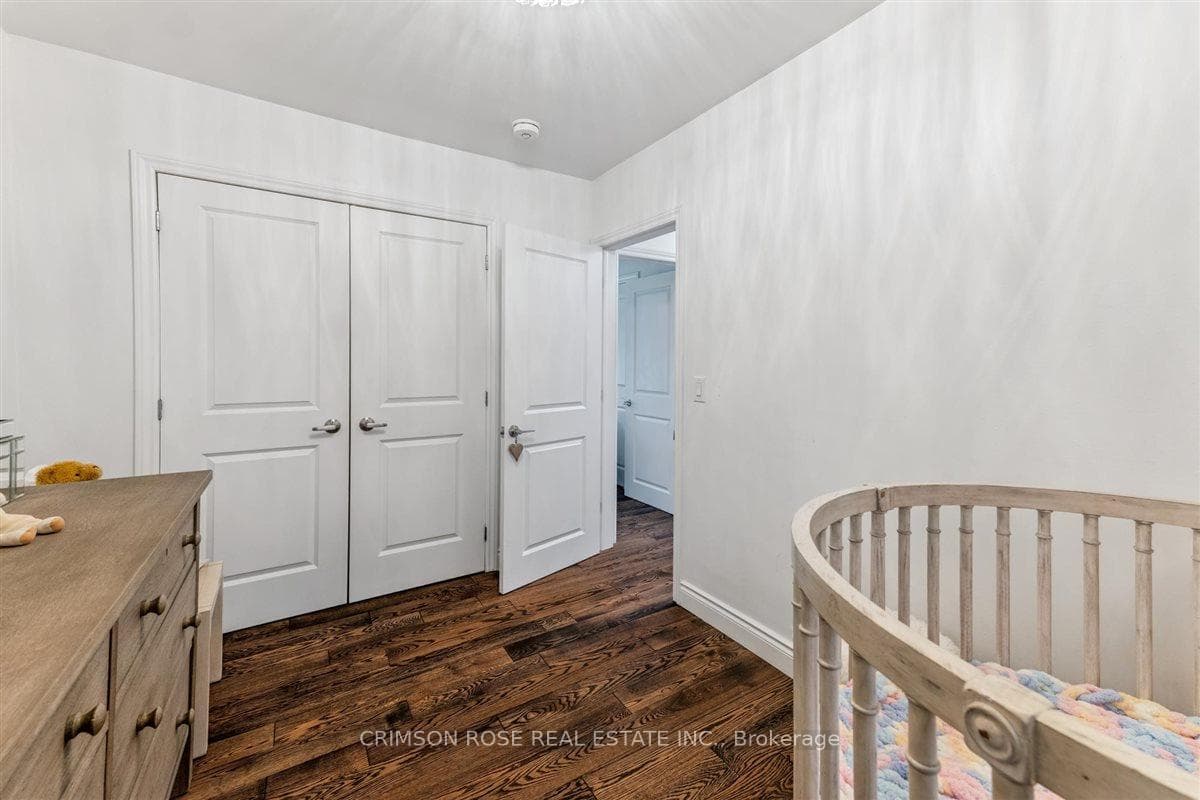 89 Holyrood Avenue - Detached photo 20 of 34 in Oakville, Ontario