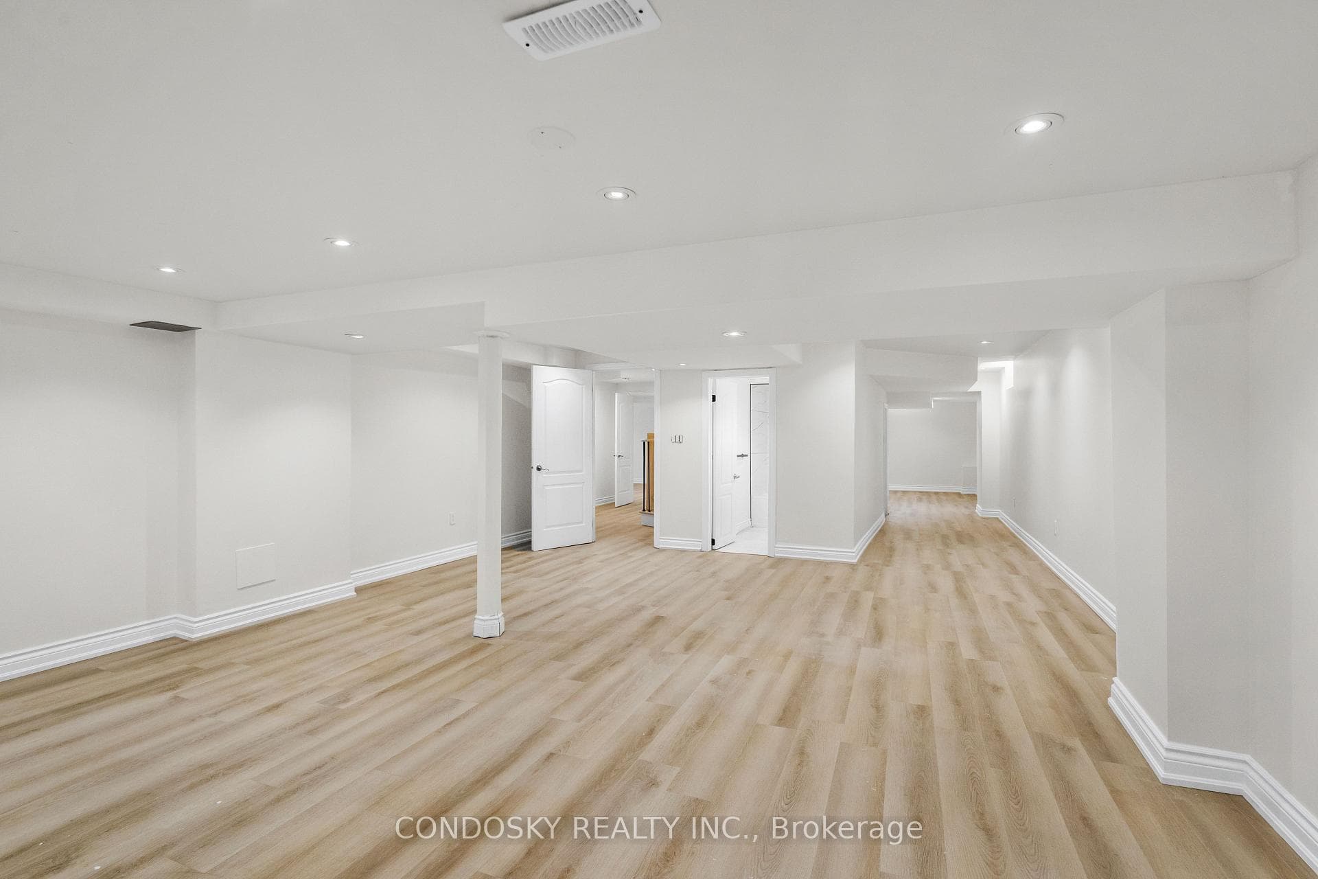 3322 Fox Run Circle - Detached photo 40 of 50 in Oakville, Ontario